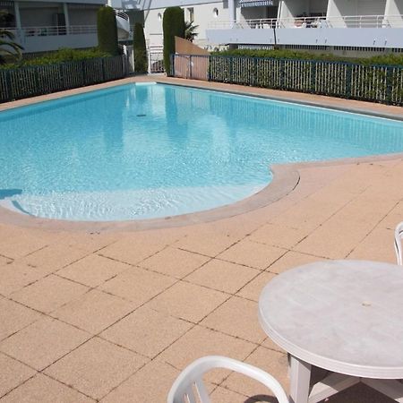 Agreable Appartement 4 Personnes A Villeneuve-Loubet Plage, Piscine, Mer, Commerces A Proximite Zewnętrze zdjęcie